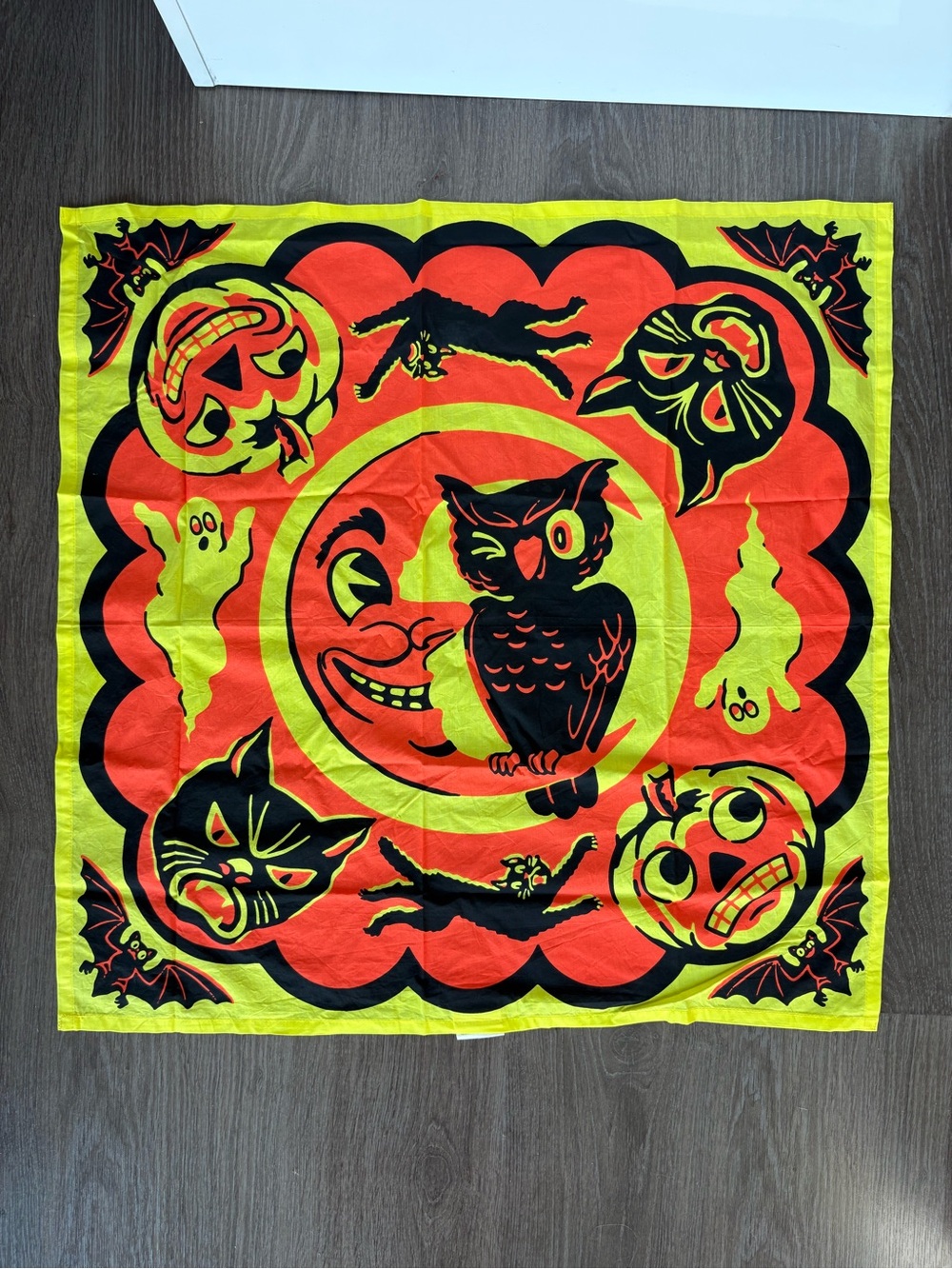 Lush Cosmetics 'Twit Twoo Hello Moon' knot wrap Vintage Style 2024 Brand New